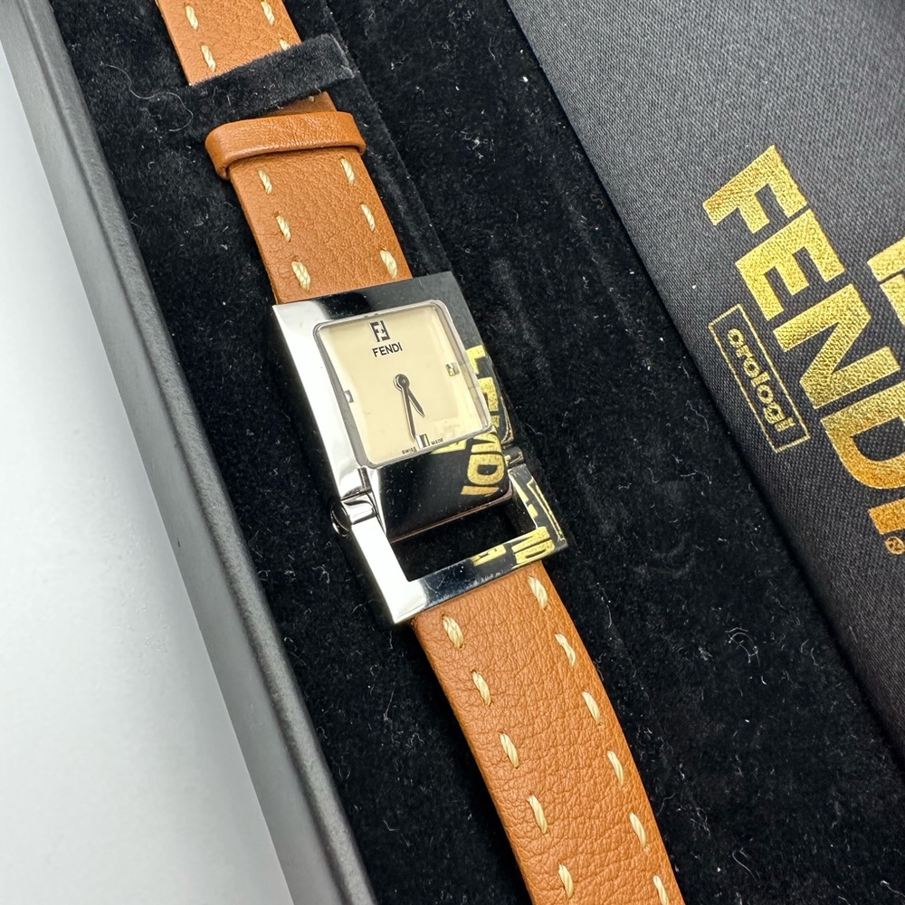 Fendi Watch - Picture 3 of 12